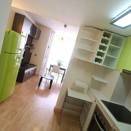 Disseny 2 Apartment